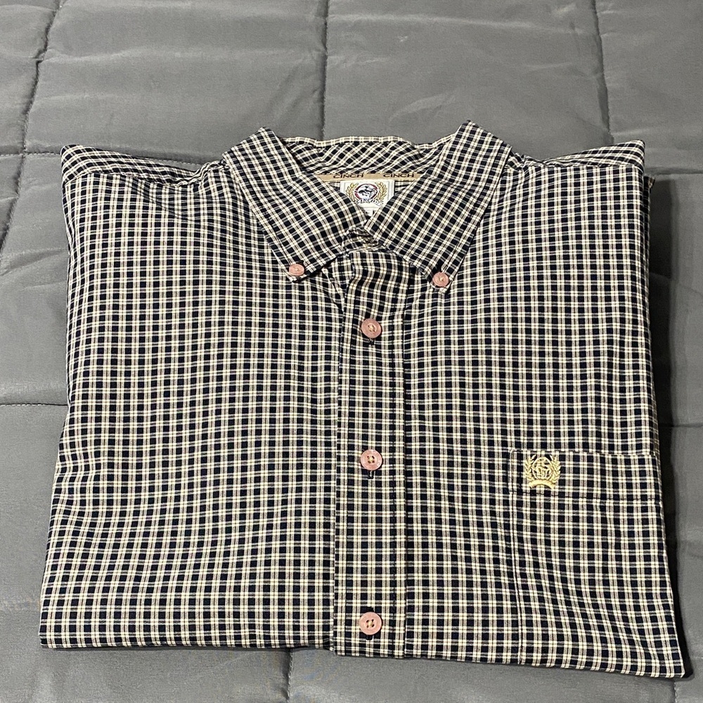 Cinch long sleeved button down shirt.  Size XL